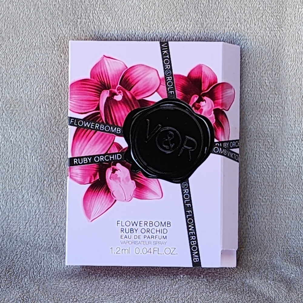 VIKTOR & ROLF Flowerbomb Ruby Orchid Sample Size 1.2mL